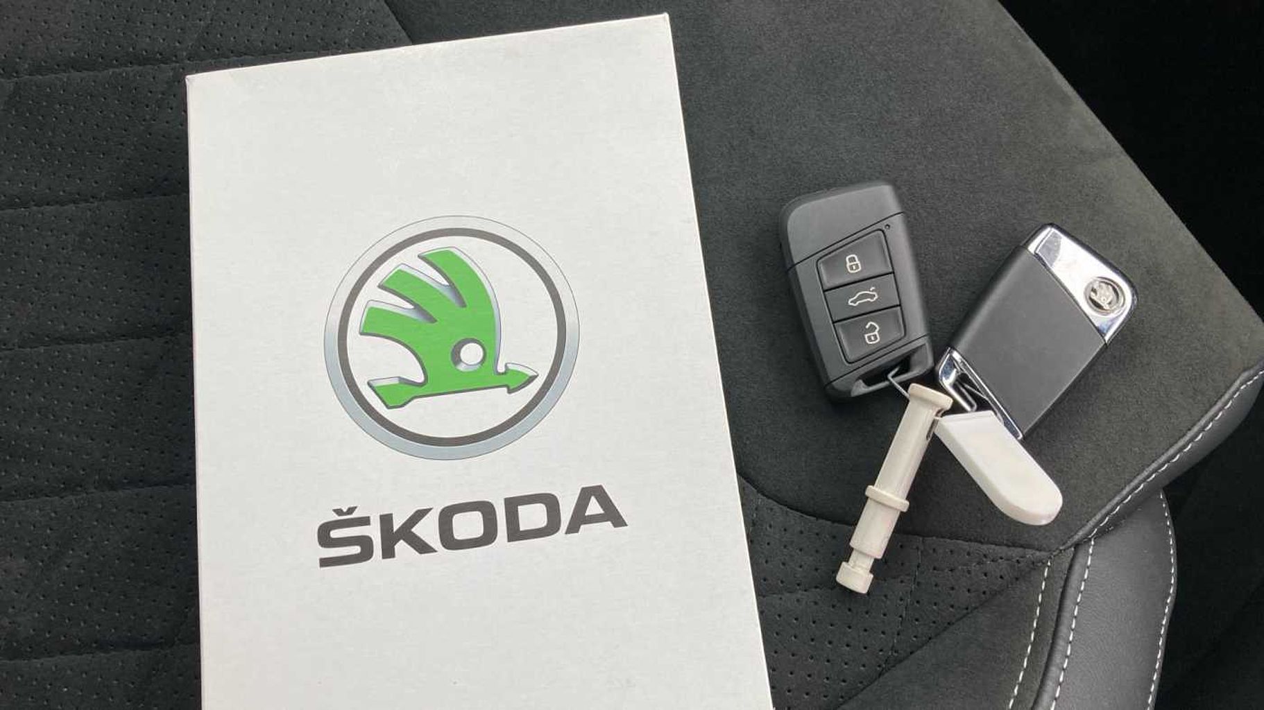 SKODA Kodiaq 2.0TDI 200ps 4X4 Sportline 7 seats SCR DSG
